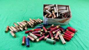 A COLLECTION OF APPROX 60 MIXED GAUGE VINTAGE COLLECTORS CARTRIDGES TO INCLUDE 12G, 16G, 24G, ELEY,
