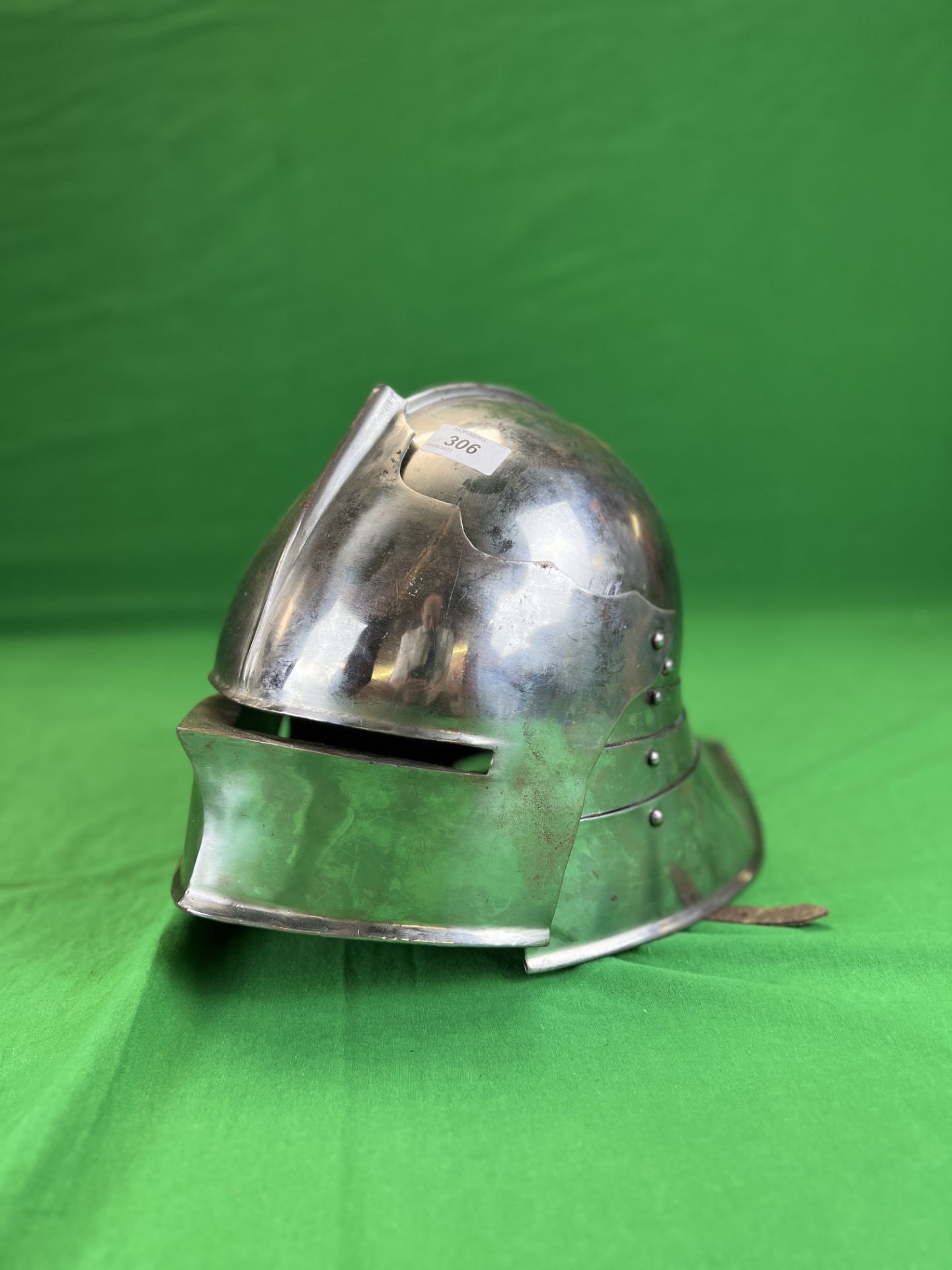 REPRODUCTION LOBSTER TAIL STYLE KNIGHTS HELMET