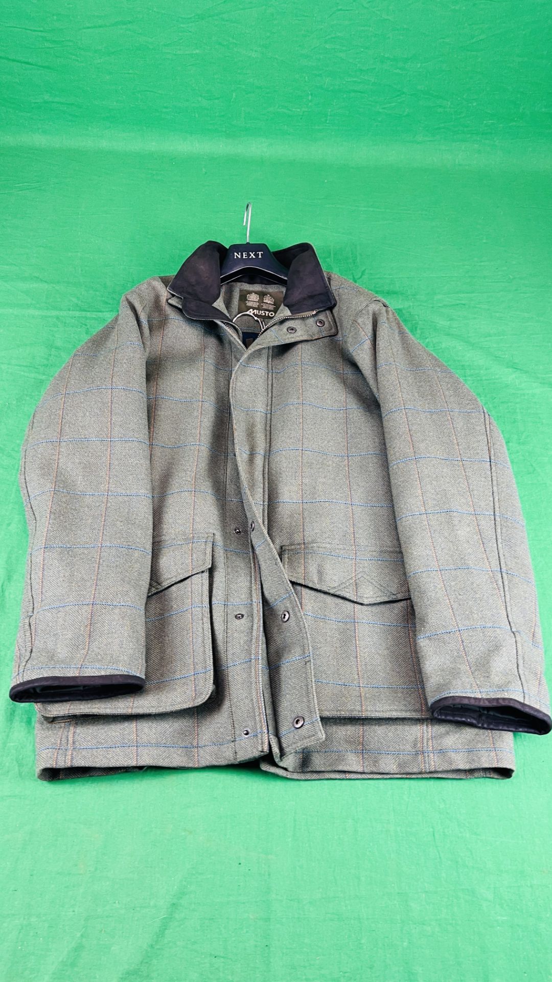 GENTS MUSTO KENWAY WASHABLE TWEED JACKET SIZE L (ALMOST NEW)