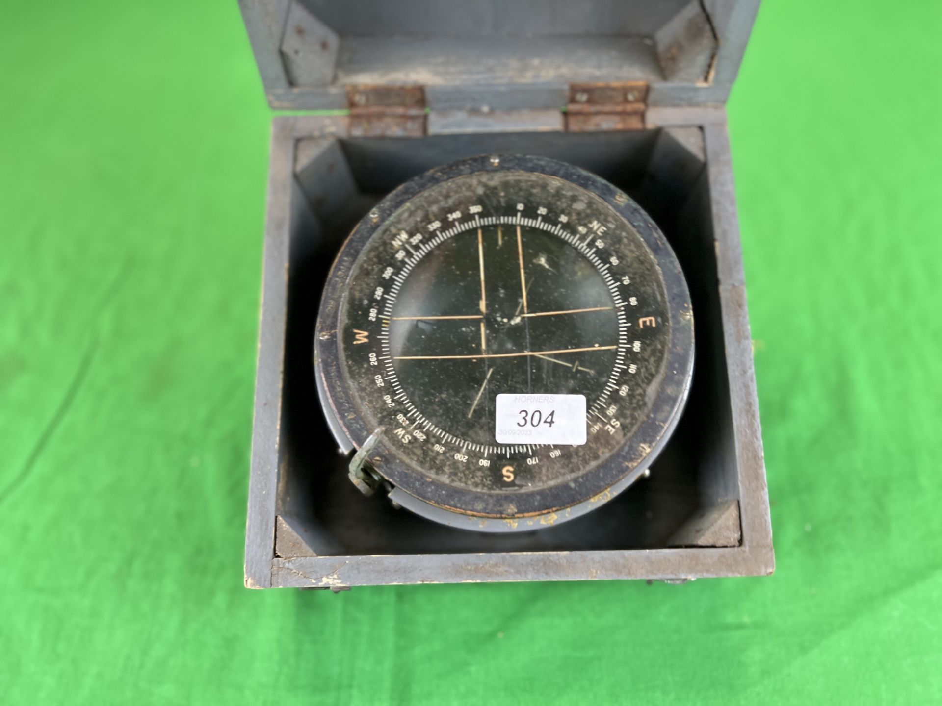 AN RAF P10 LANCASTER BOMBER COMPASS IN ORIGINAL CARRY CASE - Image 7 of 7