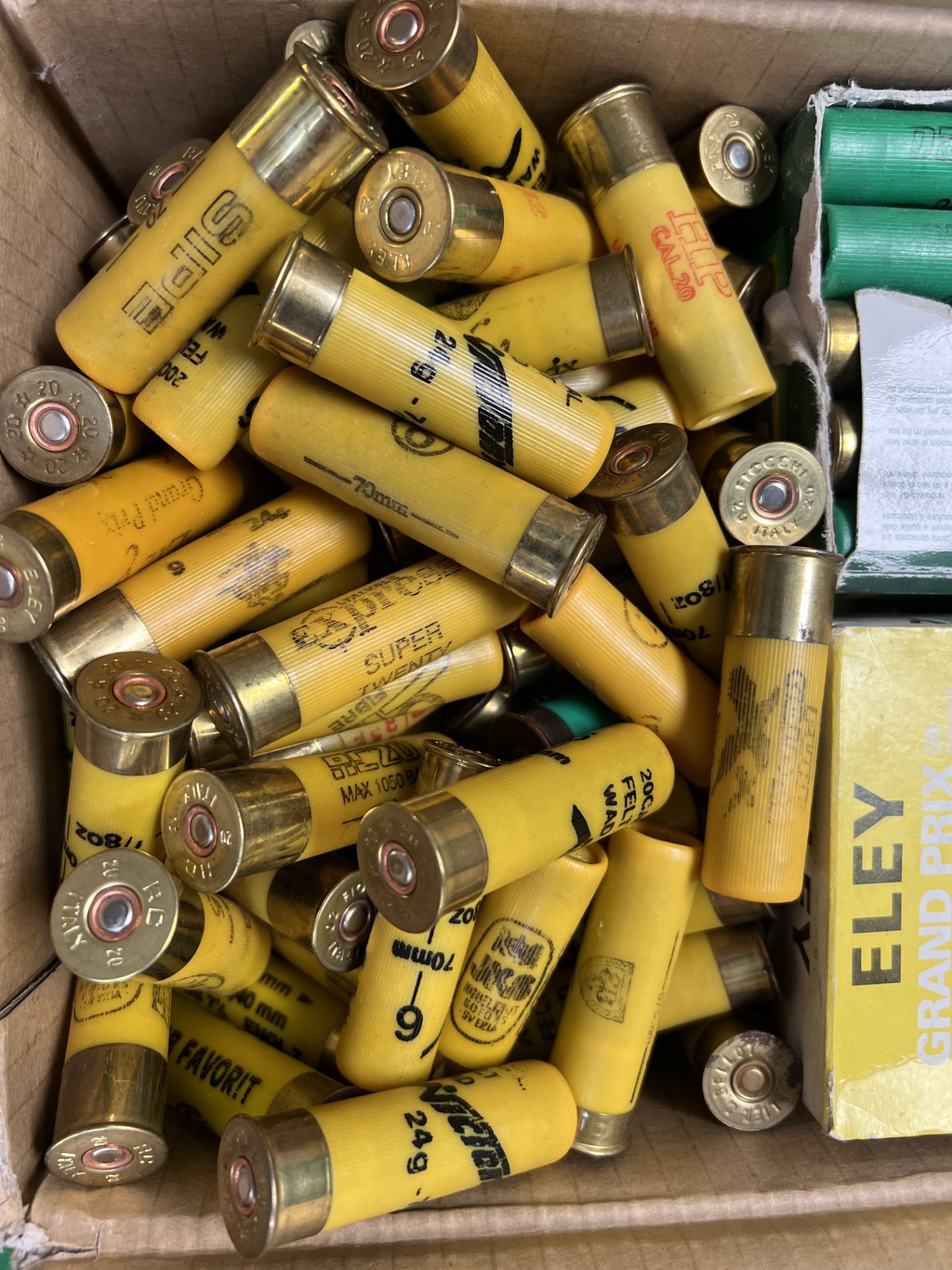 APPROXIMATELY 250 MIXED 20 GAUGE CARTRIDGES TO INCLUDE 125 ELEY GRAND PRIX 6 SHOT 23 GRAMS RC 20 - - Image 3 of 3