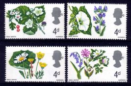 GB: 1967 FLOWERS 4d PHOSPHOR HINGED MINT SINGLES MISSING AGATE,