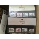 GB: BOX WITH PRESENTATION PACKS 1966-92 INCLUDING HIGH VALUES PACKS 18 AND 27, COMMEMS,