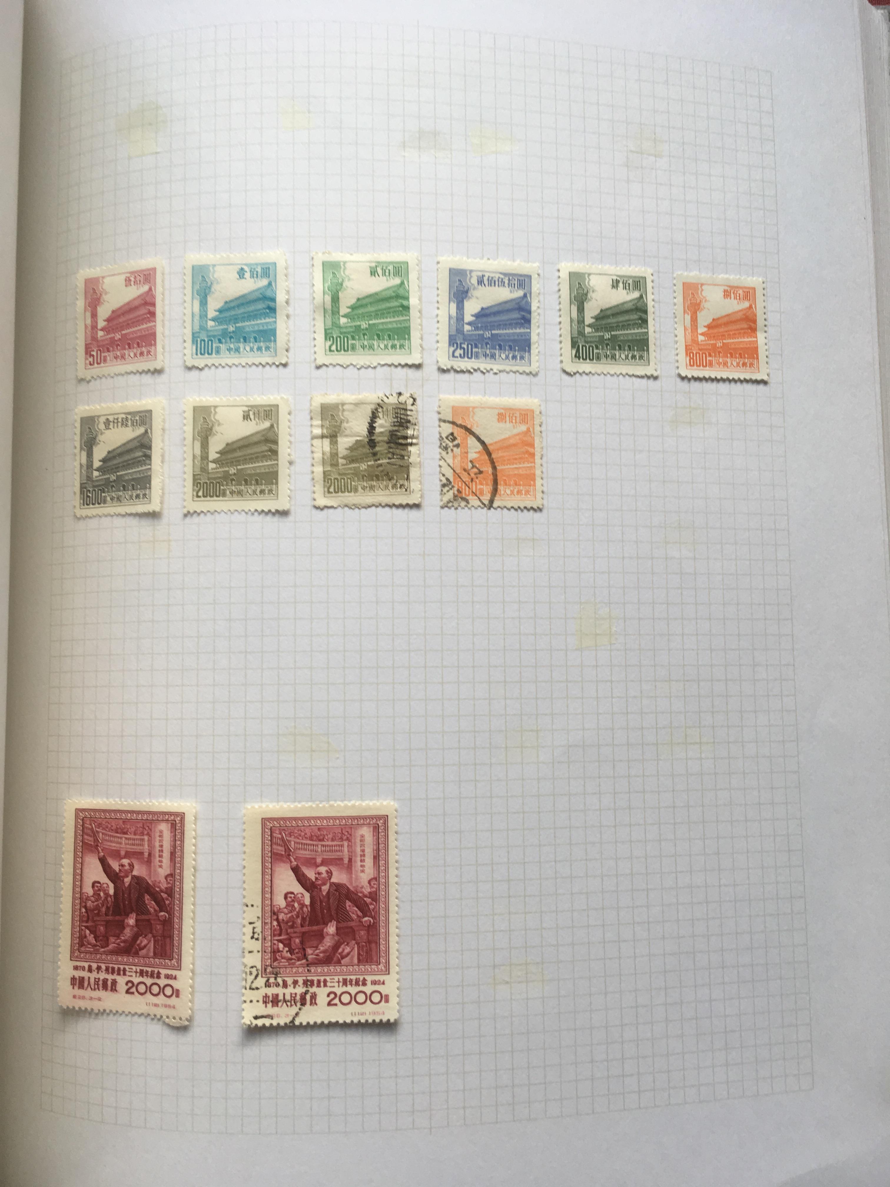 BOX WITH FOREIGN ON STOCKCARDS AND LOOSE, ALBANIA, CHINA REMAINDER COLLECTION IN AN ALBUM, USA, - Image 11 of 15