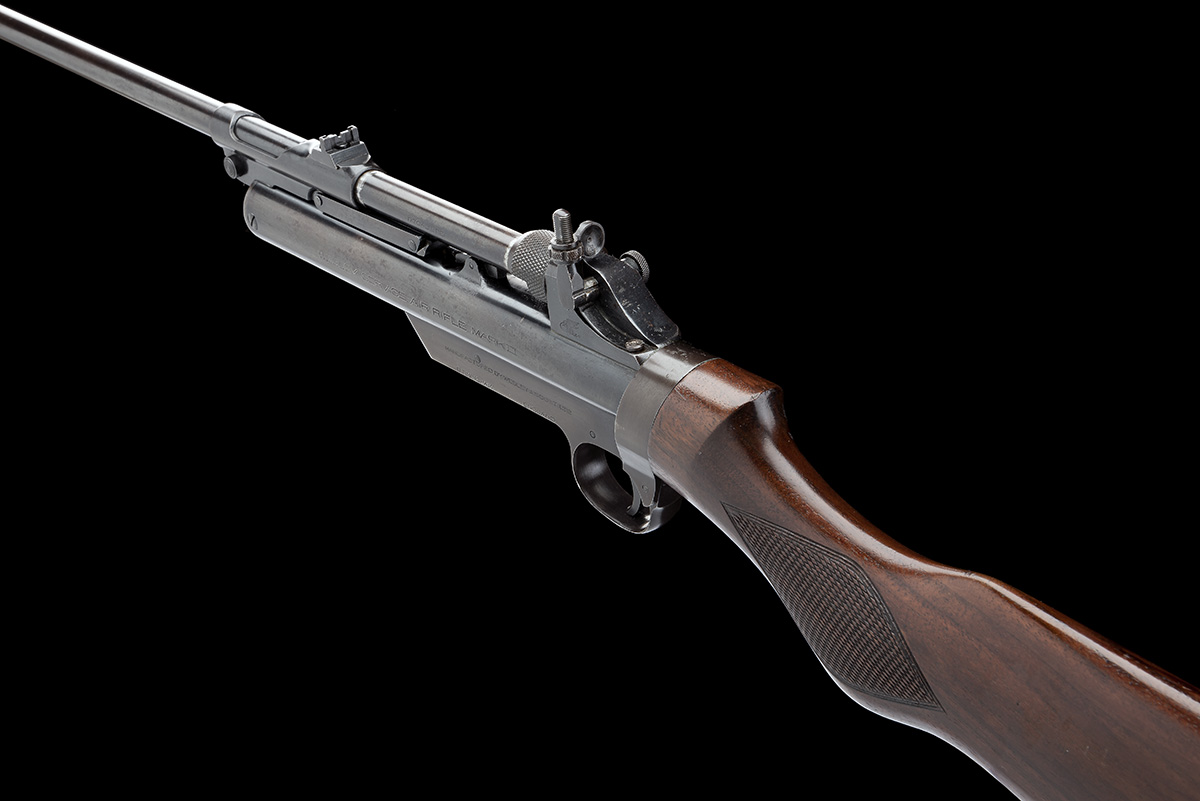 A GOOD .177 WEBLEY & SCOTT MKII SERVICE AIR-RIFLE, SECOND SERIES, serial no. S1172, circa 1933, with - Image 5 of 9