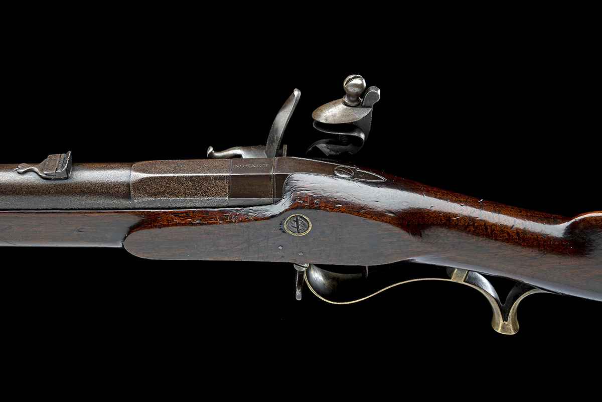 A .700 BAKER TYPE FLINTLOCK RIFLE BY BECKWITH, MARKED TO THE GRAY'S INN RIFLE CORPS, CIRCA 1798, - Image 4 of 9