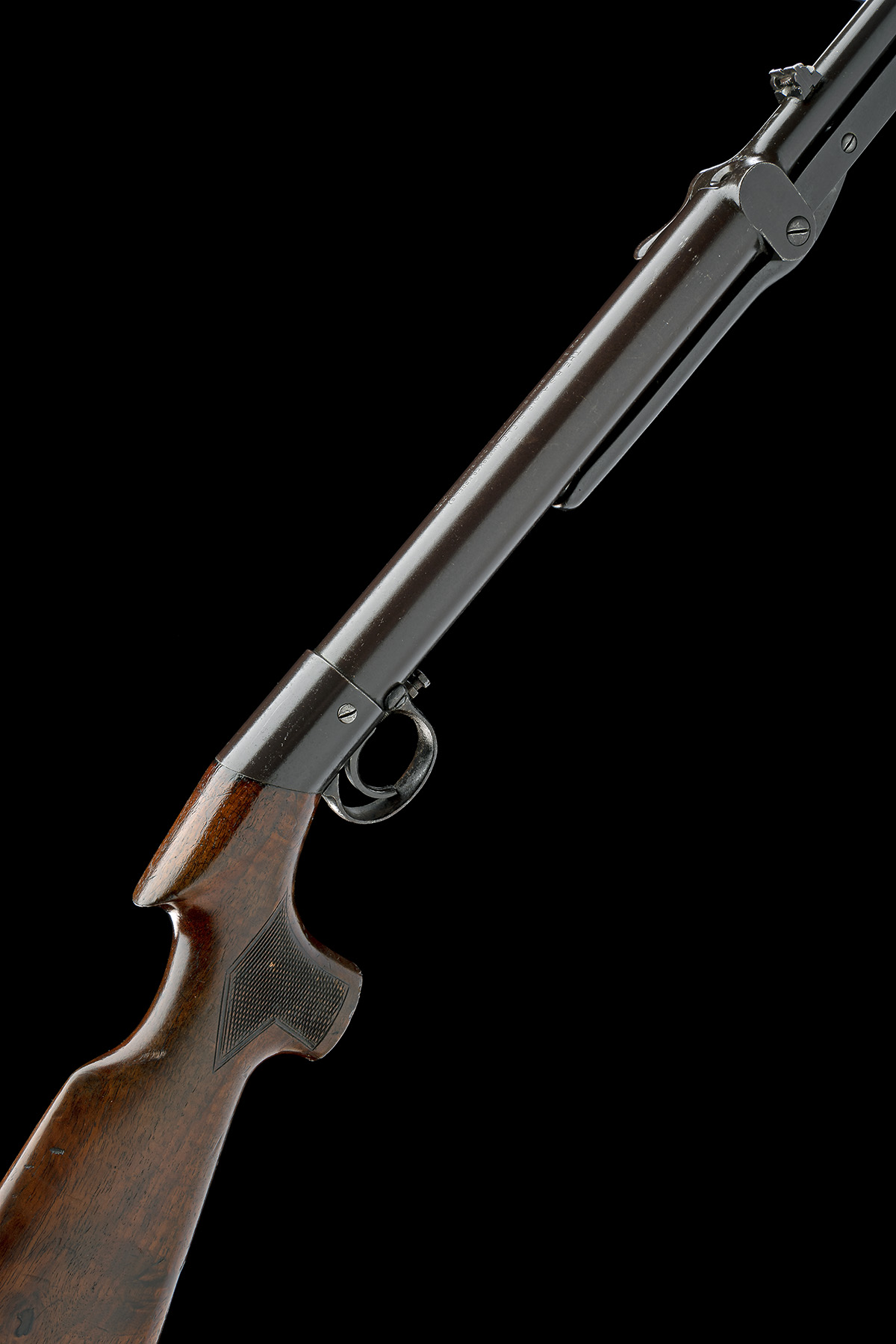 A RARE .177 PRESENTATION BSA UNDER-LEVER IMPROVED MODEL 'B' AIR-RIFLE, serial no. 17205, for 1907/8,