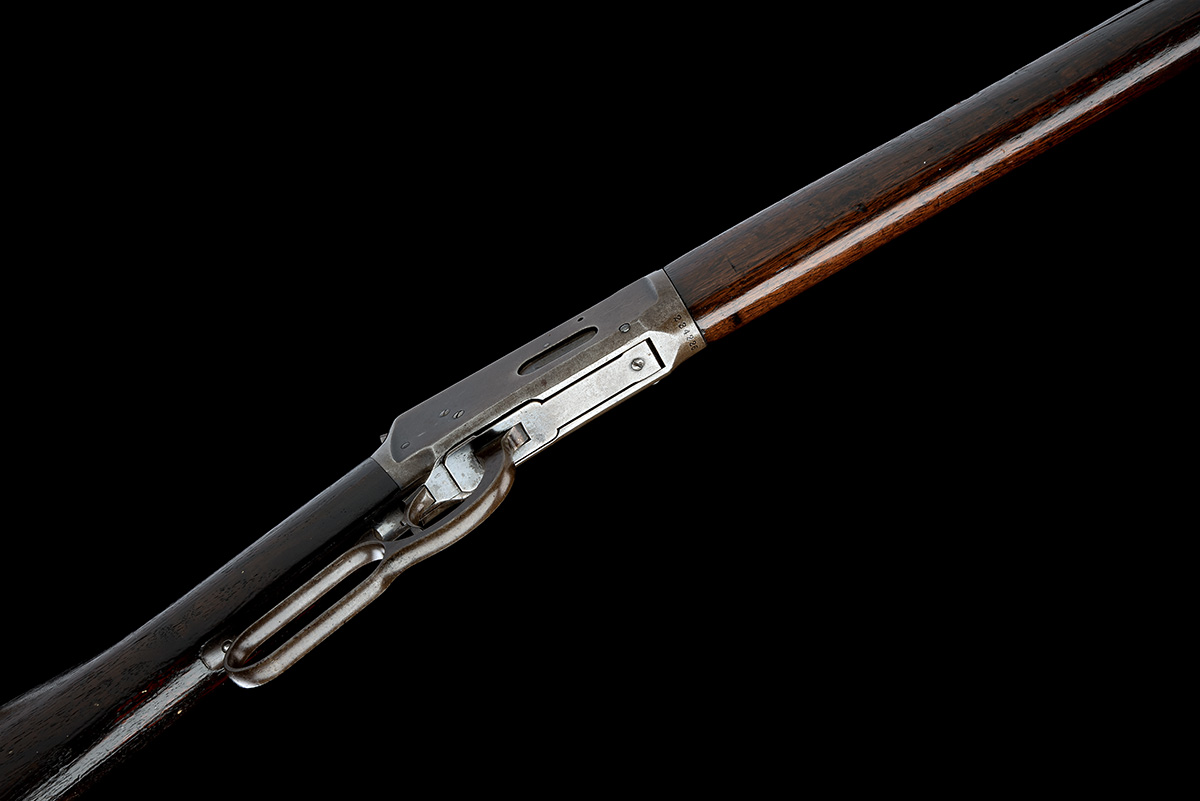 A .32-40 WINCHESTER MODEL 1894 LEVER ACTION RIFLE, CIRCA 1902, serial no. 234226, with 21in. round - Image 3 of 7