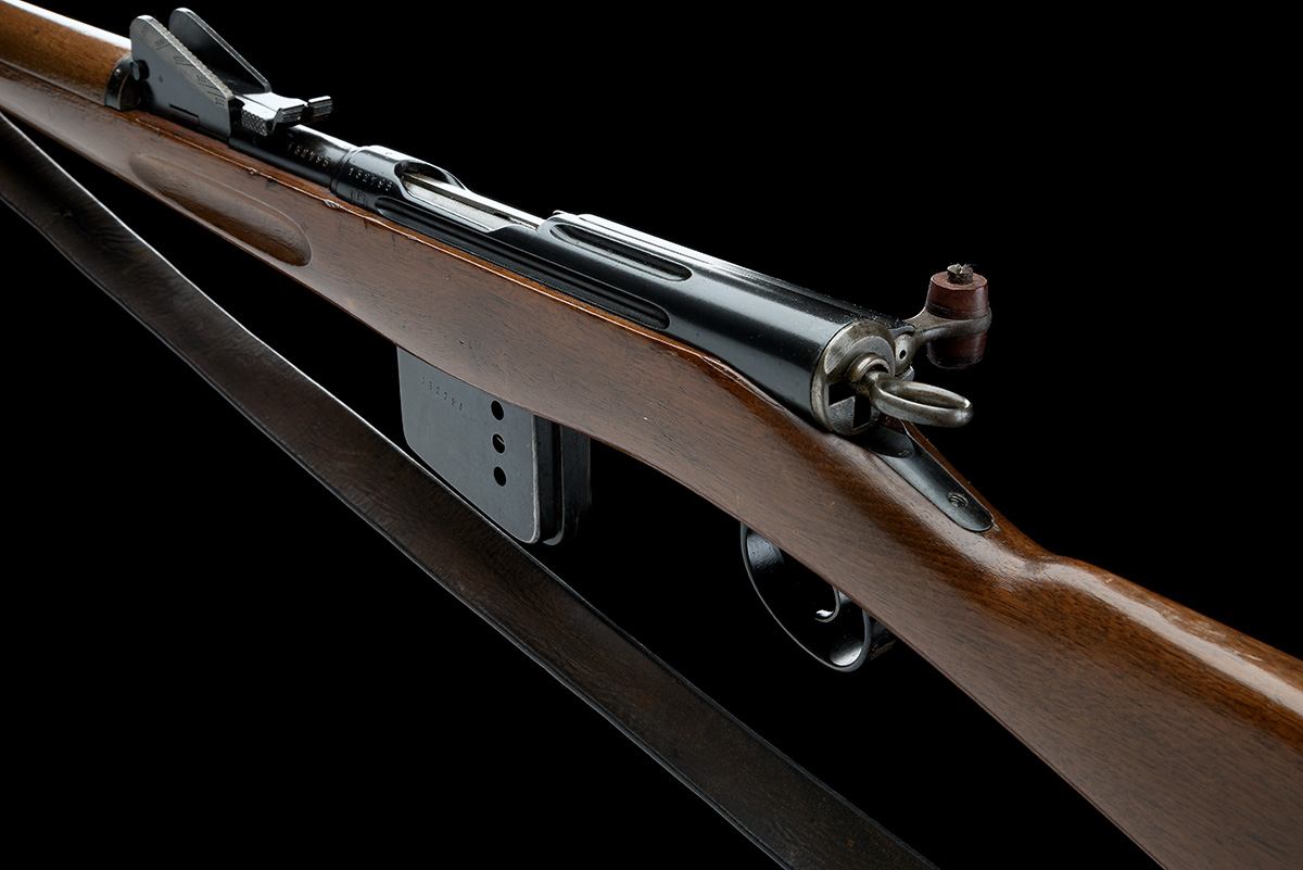 A GOOD 7.5X53.5mm SWISS SCHMIDT-RUBIN STRAIGHT PULL MODEL M1889 SERVICE RIFLE, serial no. 132795, - Image 5 of 8