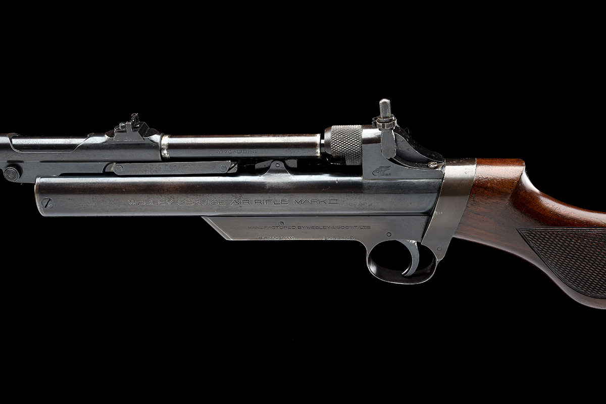 A GOOD .177 WEBLEY & SCOTT MKII SERVICE AIR-RIFLE, SECOND SERIES, serial no. S1172, circa 1933, with - Image 4 of 9