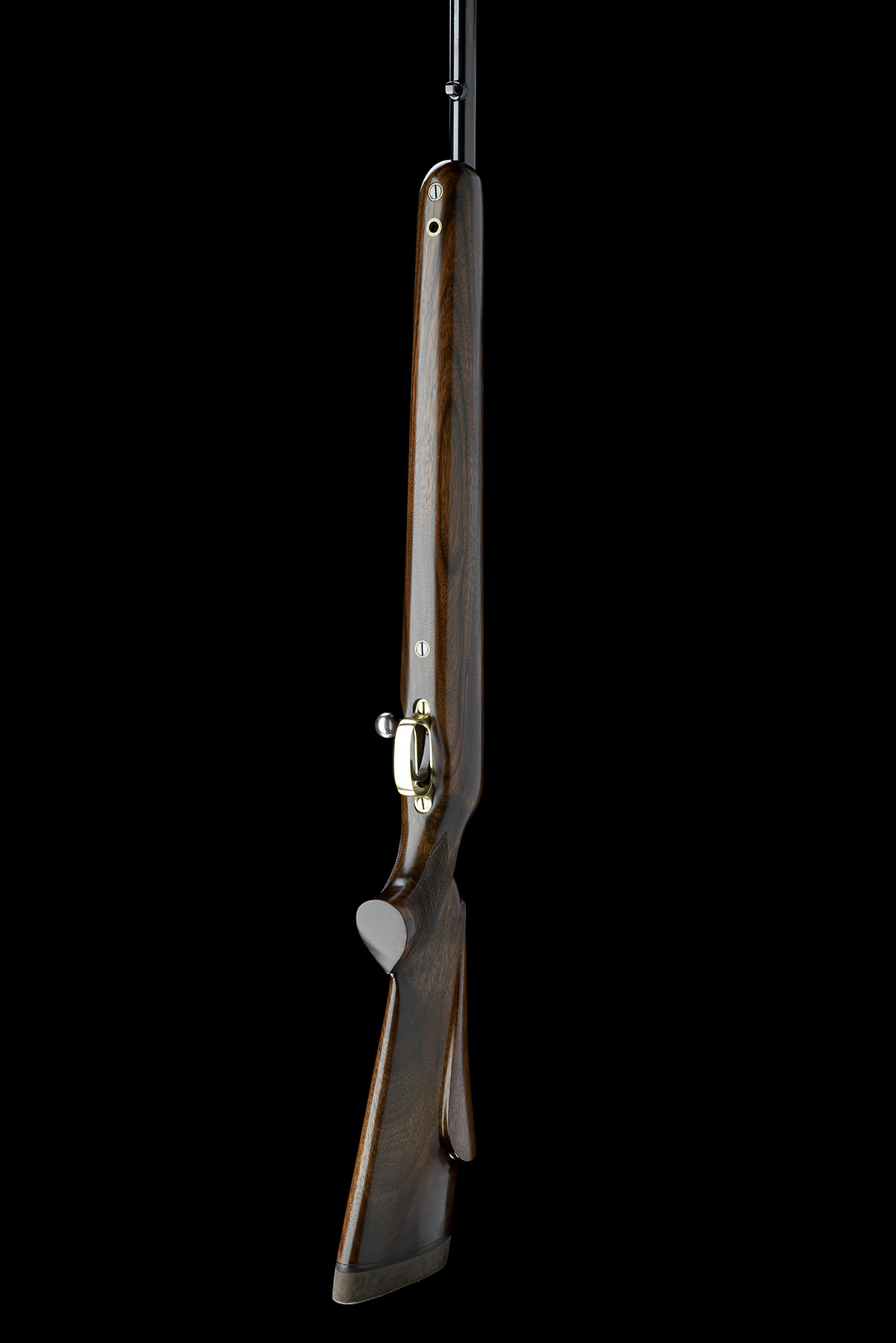A CASED RARE ISP SPARTAN BOLT-ACTION ENGRAVED CUSTOM PNEUMATIC AIR-RIFLE, serial no. 004 085, - Image 8 of 11
