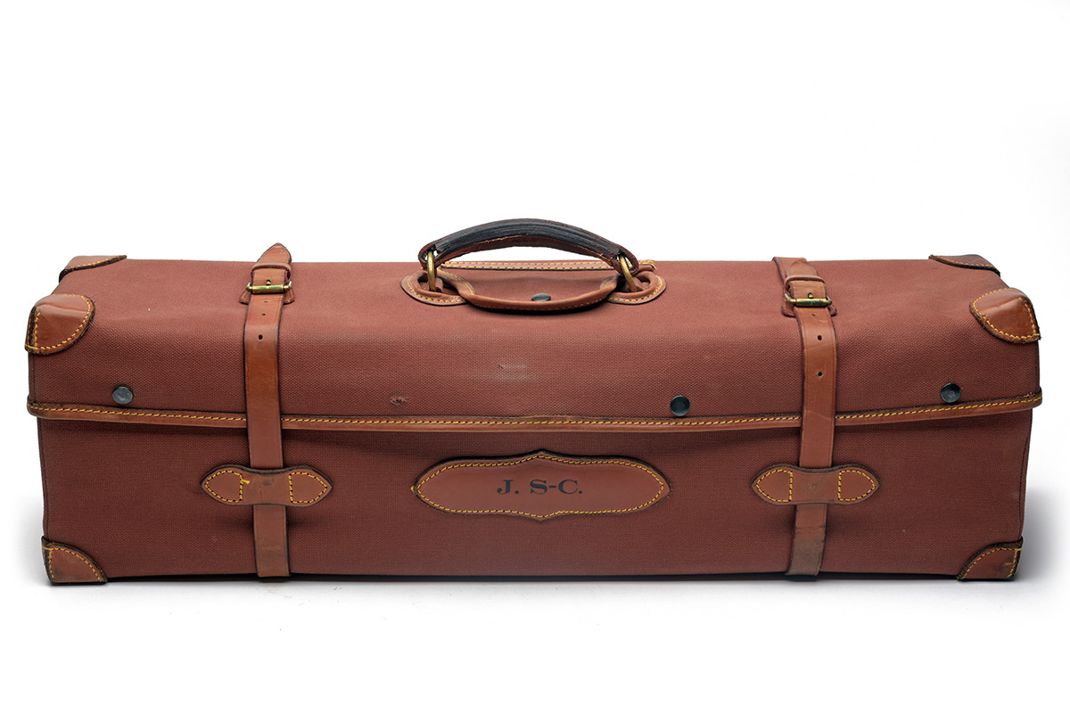 A LEATHER DOUBLE MOTORCASE WITH CANVAS OUTER, fitted for 27in. barrels, the interior lined with - Image 2 of 2