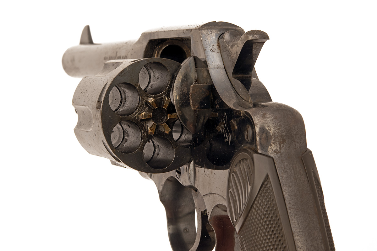 A .455 COLT 'NEW SERVICE' REVOLVER, serial no. 72545, for 1915, with blued round 5 1/2in. barrel - Image 3 of 5