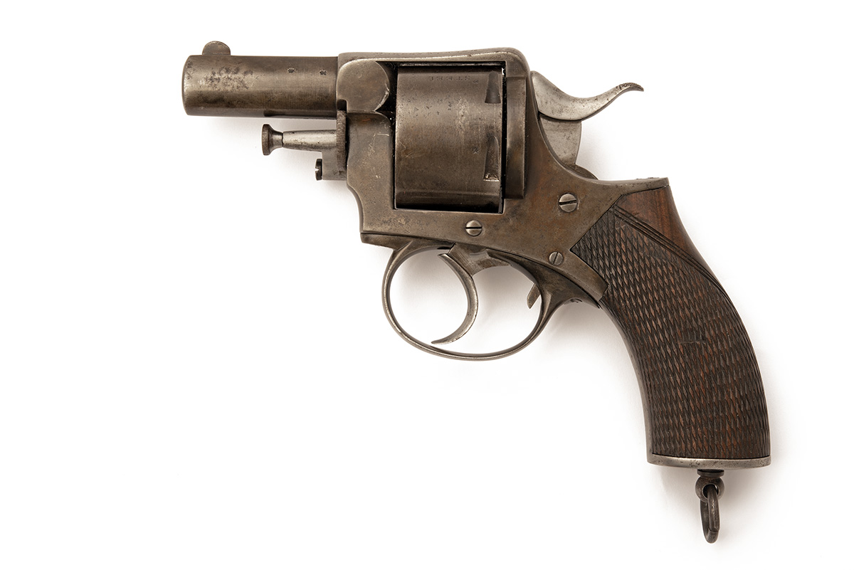 A .450 R.I.C. STYLE REVOLVER SIGNED C. SMITH & SONS, NEWARK, serial no. 6306, circa 1885, with ovoid - Image 2 of 4