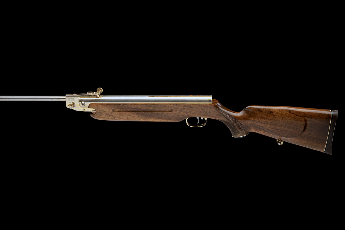 A RARE .22 WEIHRAUCH 'HW35E GOLD EDITION' BREAK-BARREL AIR-RIFLE, serial no. 961678, one of a - Image 2 of 9