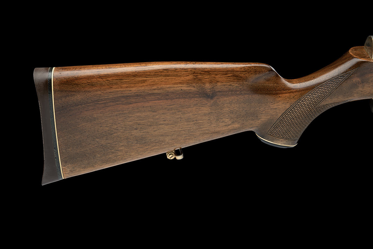 A RARE .22 WEIHRAUCH 'HW35E GOLD EDITION' BREAK-BARREL AIR-RIFLE, serial no. 961678, one of a - Image 5 of 9