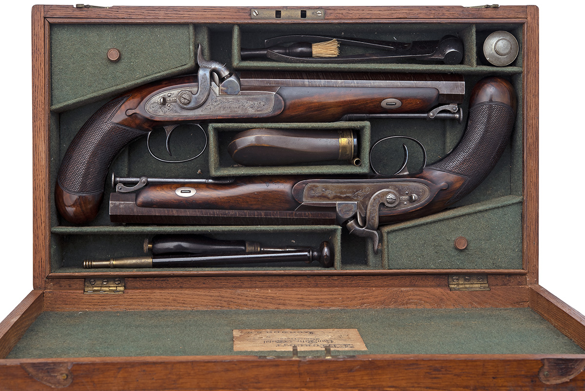 A GOOD CASED PAIR OF .650 PERCUSSION OFFICER'S PISTOLS SIGNED T. MURCOTT, serial numbered 439, circa - Image 14 of 15
