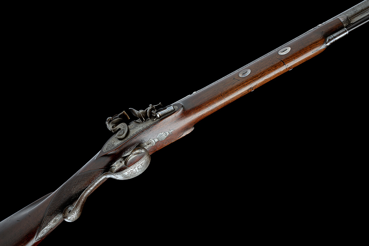 A FINE 10-BORE FLINTLOCK SPORTING MUSKET SIGNED MACLAUCHLAN, EDINBURGH, WITH INLAID TURKISH - Image 3 of 10