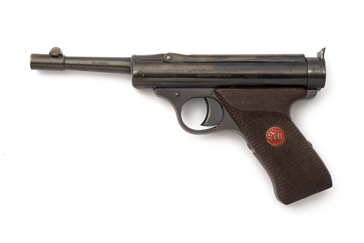 A RARE BOXED .177 VENUS WAFFENWERK 'TELL 3' AIR-PISTOL, serial no. 179, one of only a small number - Image 2 of 8