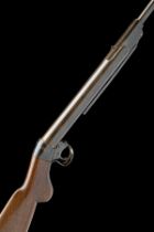 A SCARCE .177 LANES BROS. 'MUSKETEER' BREAK-BARREL AIR-RIFLE, serial no. 1331, circa 1910, with