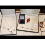 A selection of collectable jewellery