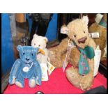 Two miniature collectable Steiff Bears - 14cm, tog