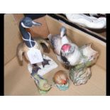 An assortment of bird ornaments including Beswick,