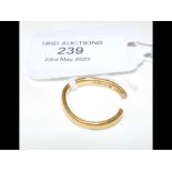 A 22ct gold wedding band (for scrap)
