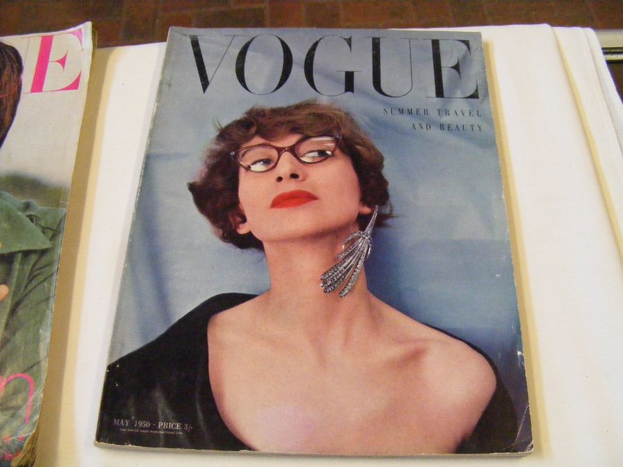 Vintage 'Vogue' magazines and theatre programmes, - Image 5 of 31