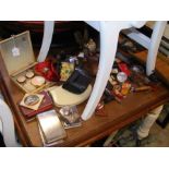 A sundry lot of collectables, including a pair of
