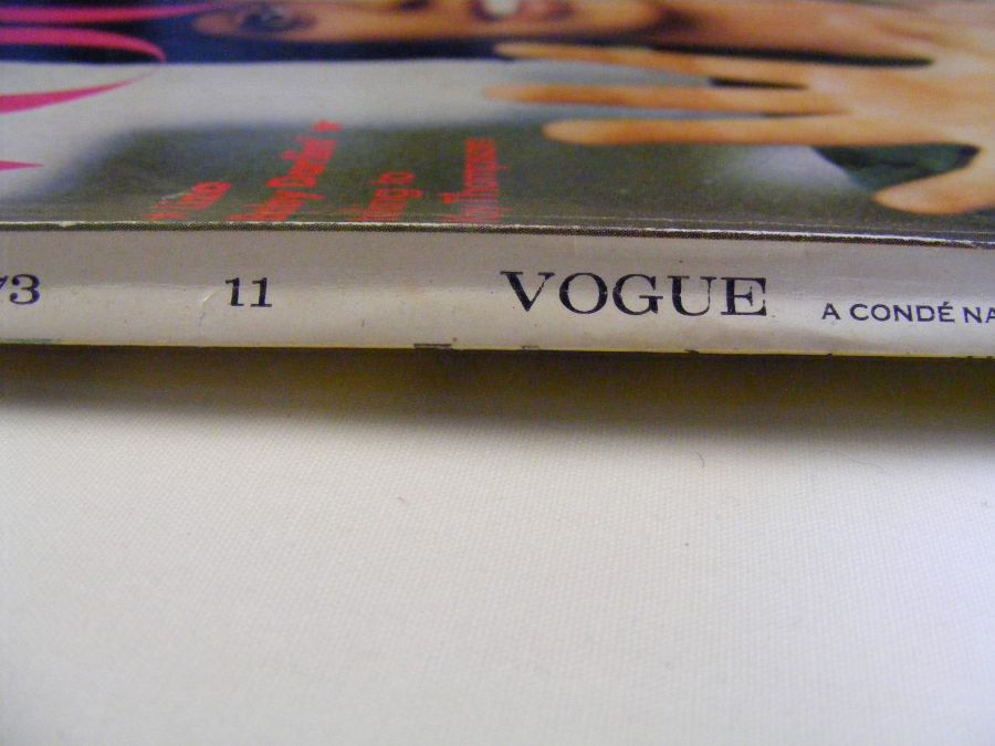 Vintage 'Vogue' magazines and theatre programmes, - Image 11 of 31