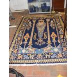 A Kashan Middle Eastern prayer rug - 190cm x 135cm