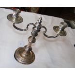 A silver candelabra - London 1960 - 16cm high