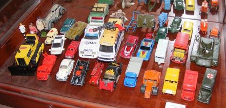 Loose die cast model vehicles - some Dinky