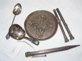A silver pin tray, propelling pencil etc.