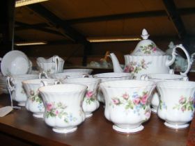 A quantity of Royal Albert 'Moss Rose' pattern fin