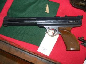 A Daisy Powerline .177 calibre air pistol