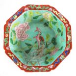 AN EARLY 20TH CENTURY CHINESE FAMILLE ROSE OCTAGONAL PORCELAIN BOWL