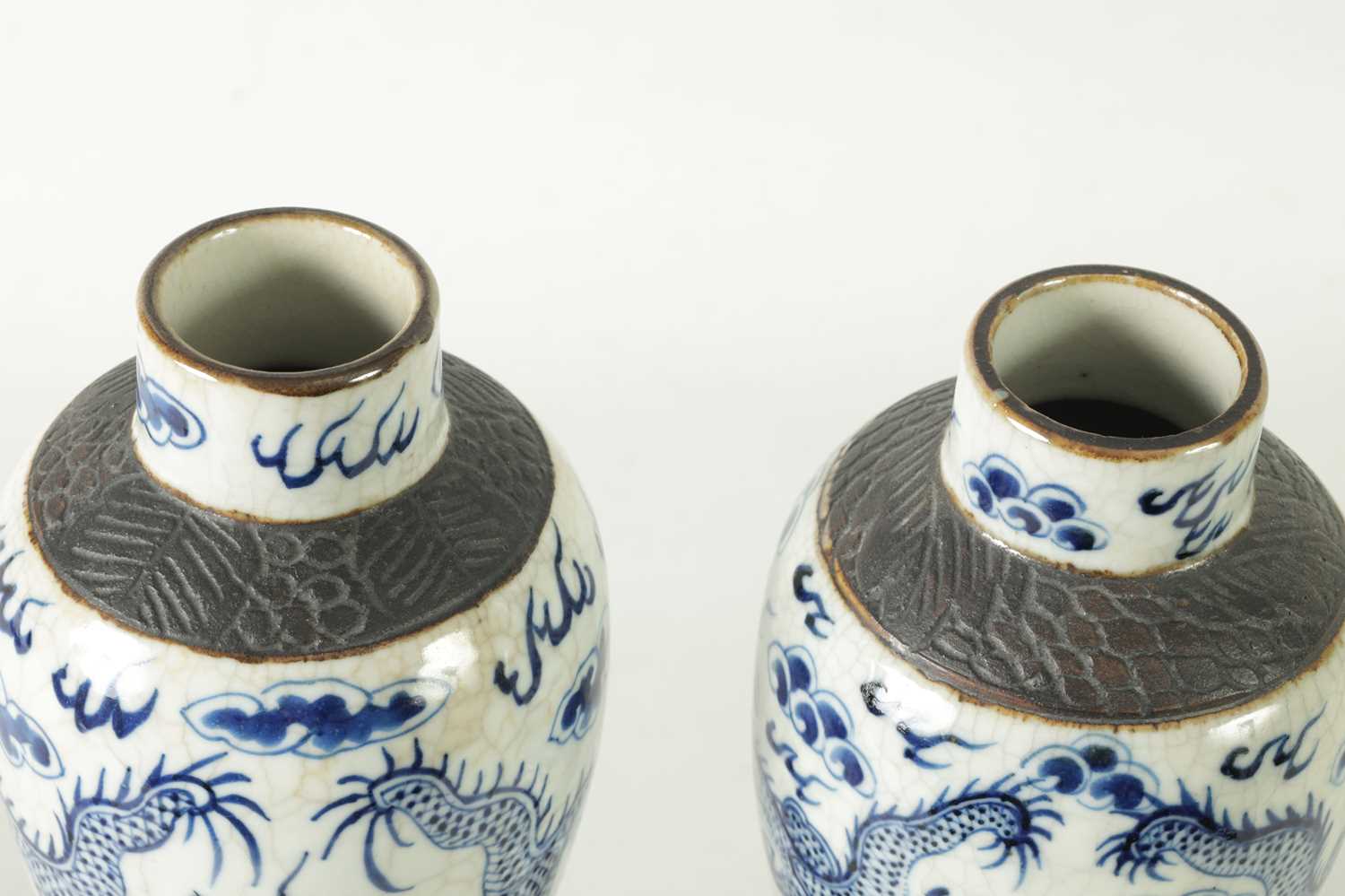 A PAIR OF 19TH CENTURY CHINESE CRACKLE GLAZE LIDDED VASES - Image 9 of 11