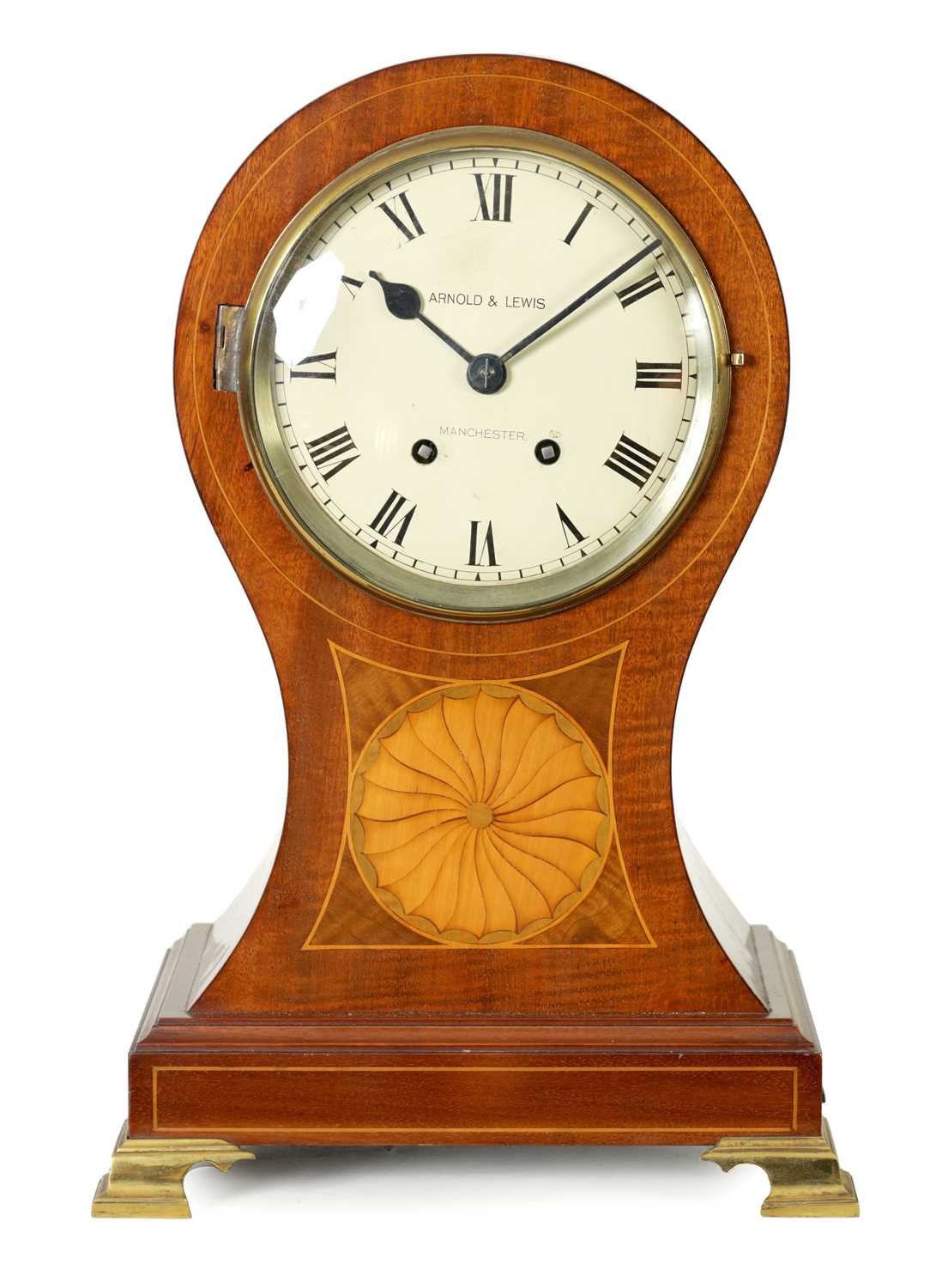 ARNOLD AND LEWIS, MANCHESTER. AN EDWARDIAN FRENCH INLAID MAHOGANY BRACKET CLOCK