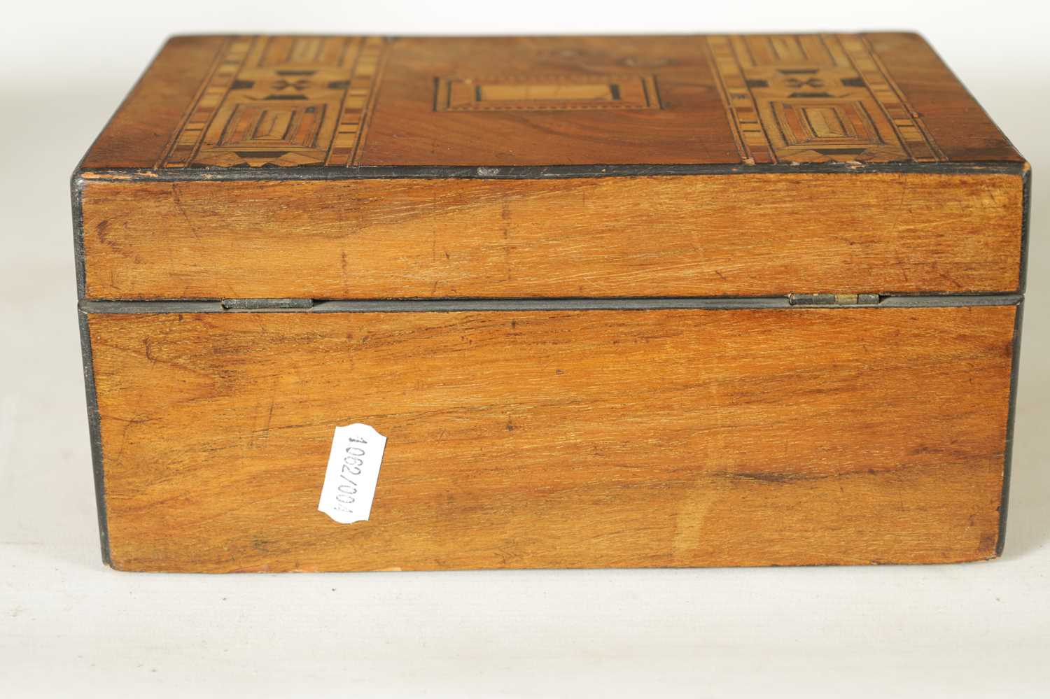 A 19TH CENTURY BRASS BOUND FLAMED MAHOGANY BOX - Image 11 of 11