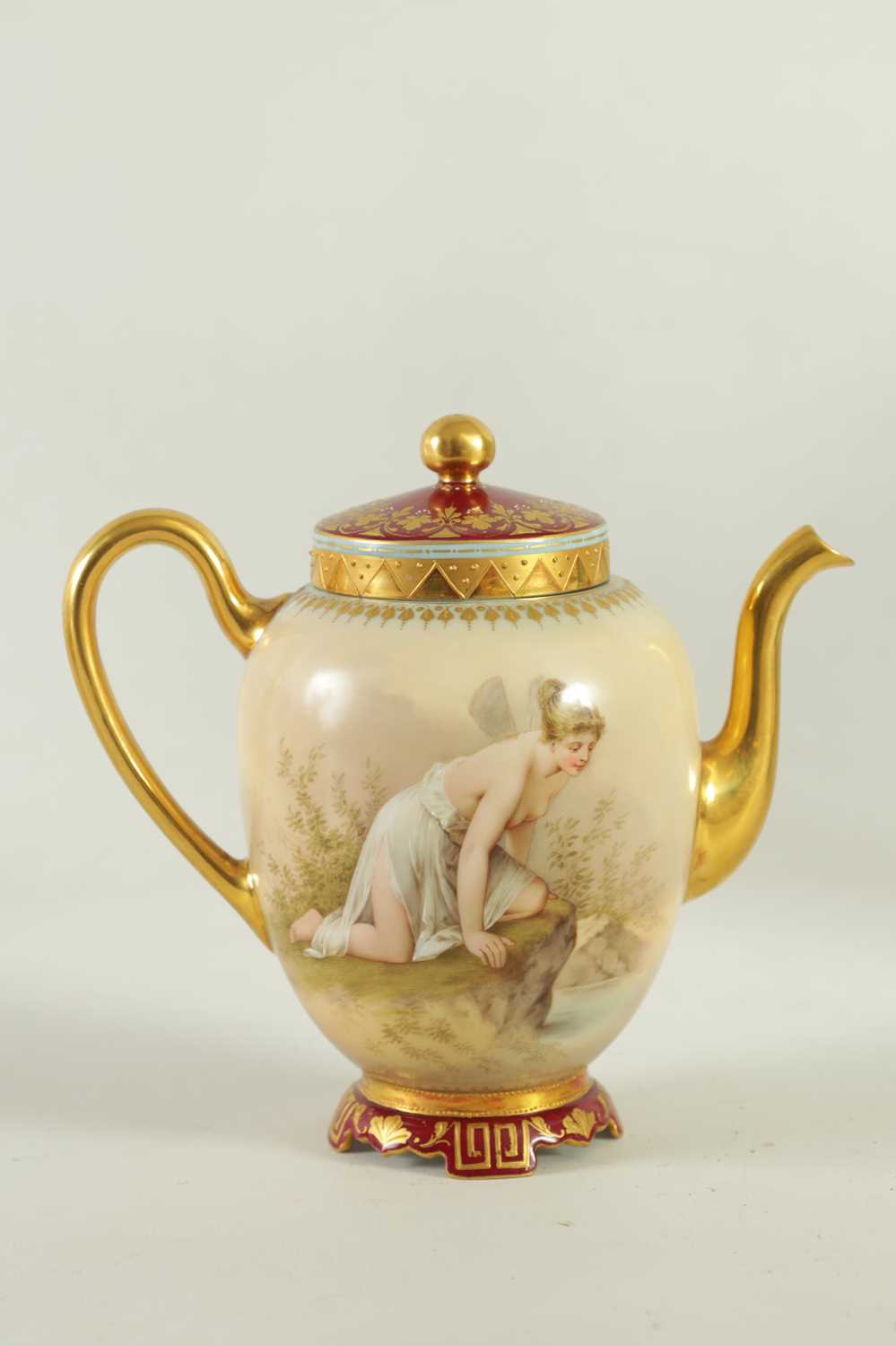 A LATE 19TH/20TH CENTURY VIENNA COFFEE POT AND COVER - Image 5 of 9