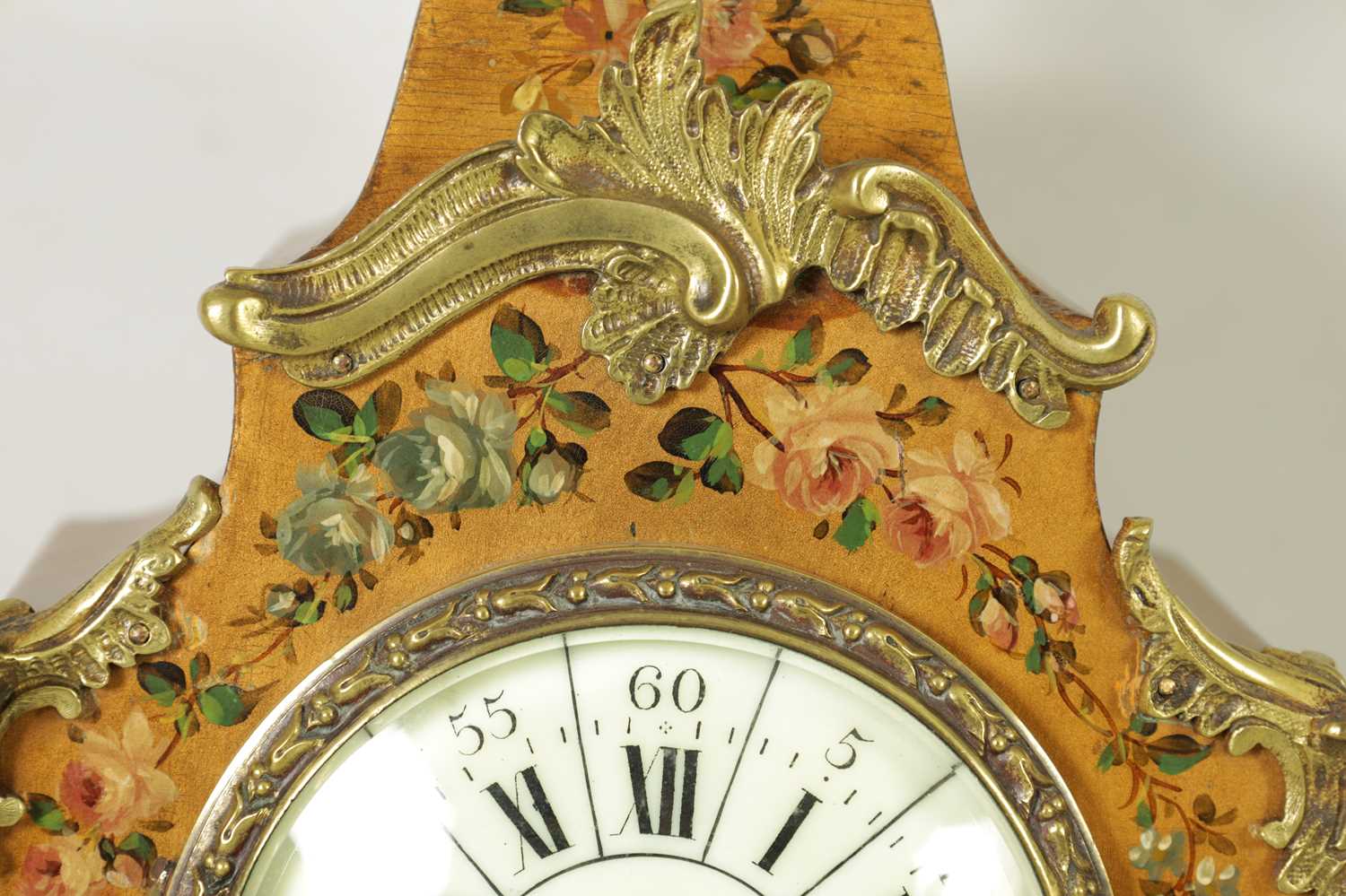 A LATE 19TH CENTURY FRENCH ORMOLU MOUNTED 'VERNIS MARTIN' MANTEL CLOCK - Image 4 of 13