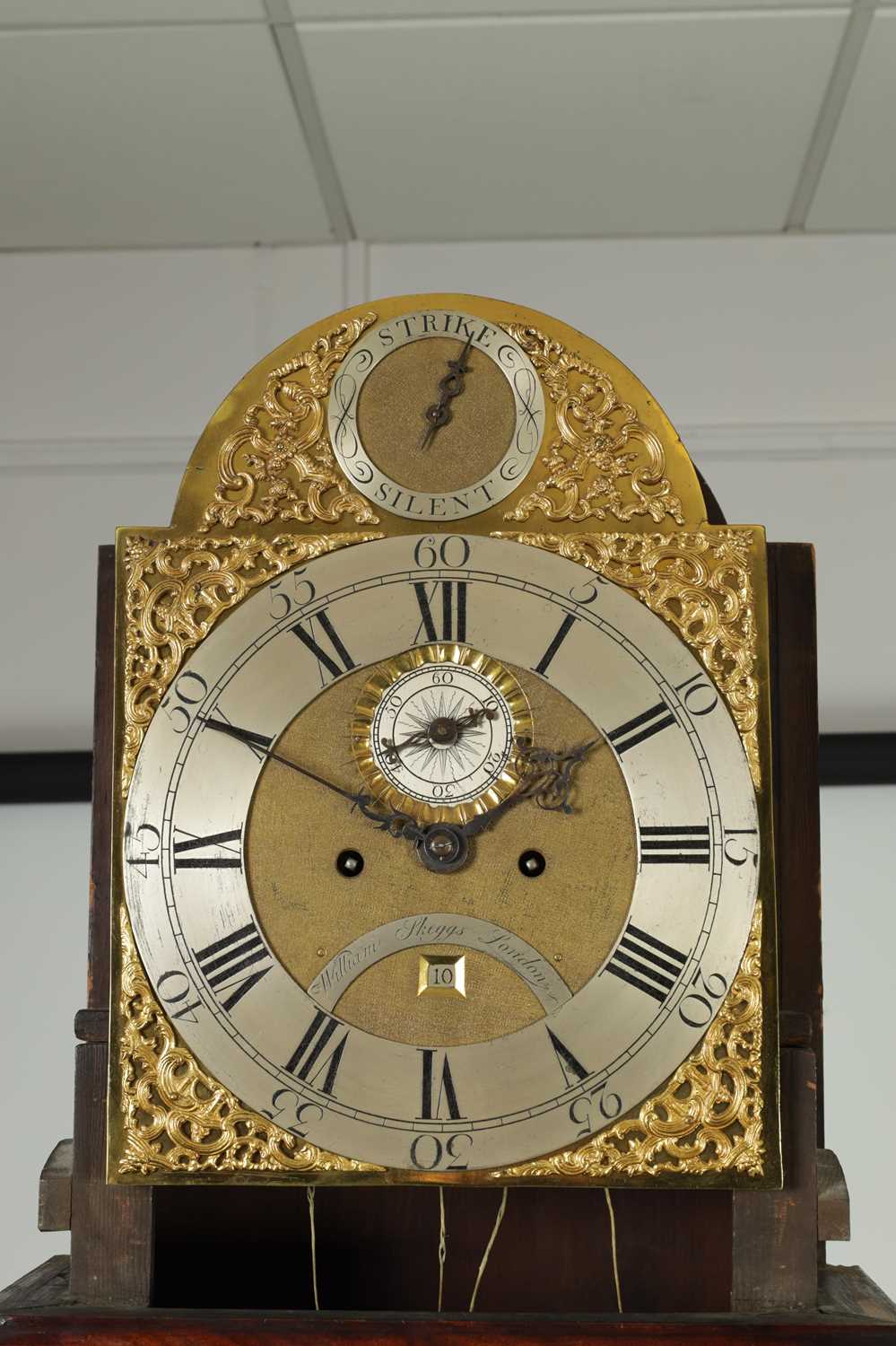 WILLIAM SKEGG, LONDON. A GEORGE III FIGURED MAHOGANY LONGCASE CLOCK - Image 2 of 21