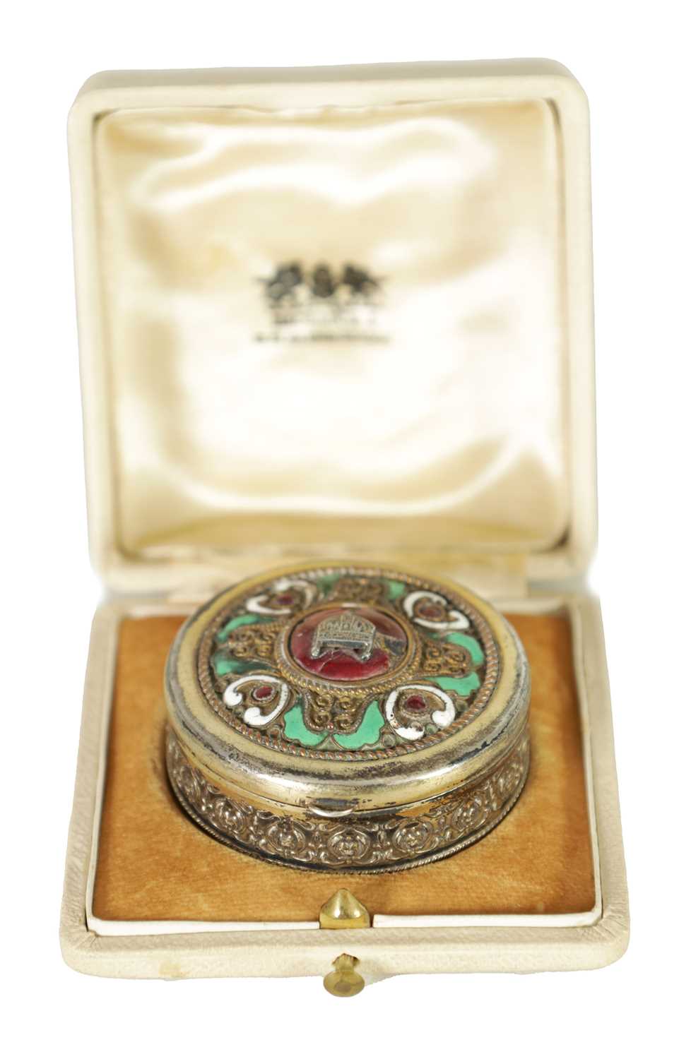 A LATE 19TH-CENTURY RUSSIAN HALLMARKED SILVER GILT AND ENAMEL PILL BOX