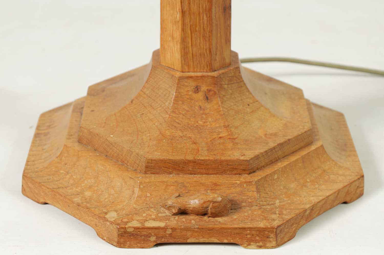 A ROBERT “MOUSEMAN” THOMPSON AZED OAK STANDARD LAMP - Image 3 of 4