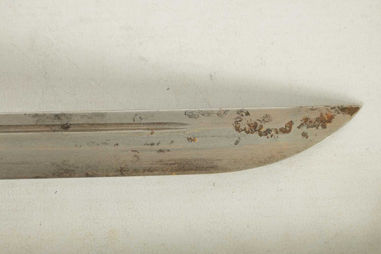 A 19TH CENTURY MONGOLIAN DAGGER - Image 6 of 7