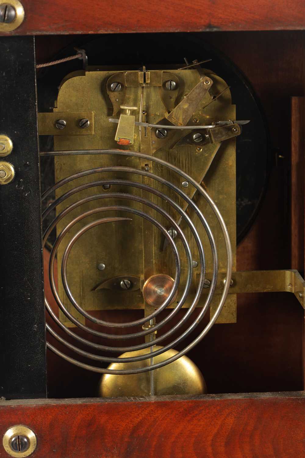 A MAHOGANY BUNYAN & GARDENER MANCHESTER BRACKET CLOCK - Image 12 of 13