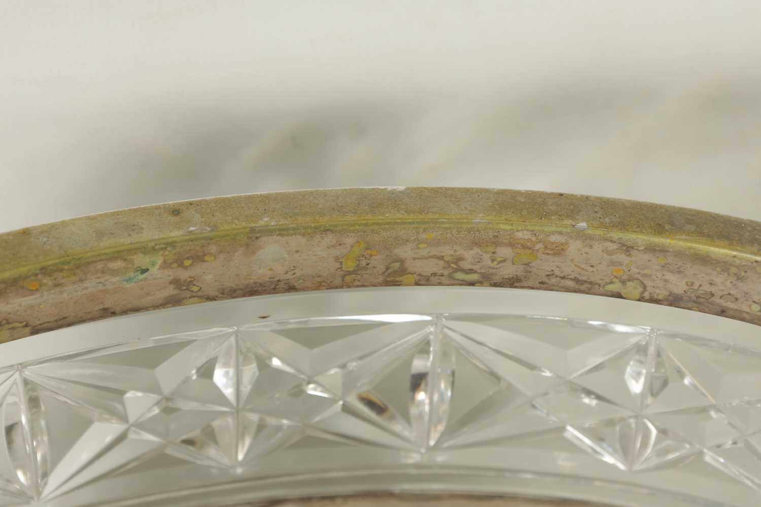 A 19TH CENTURY CUT GLASS OVAL SILVER MOUNTED FRUIT BOWL - Image 3 of 8