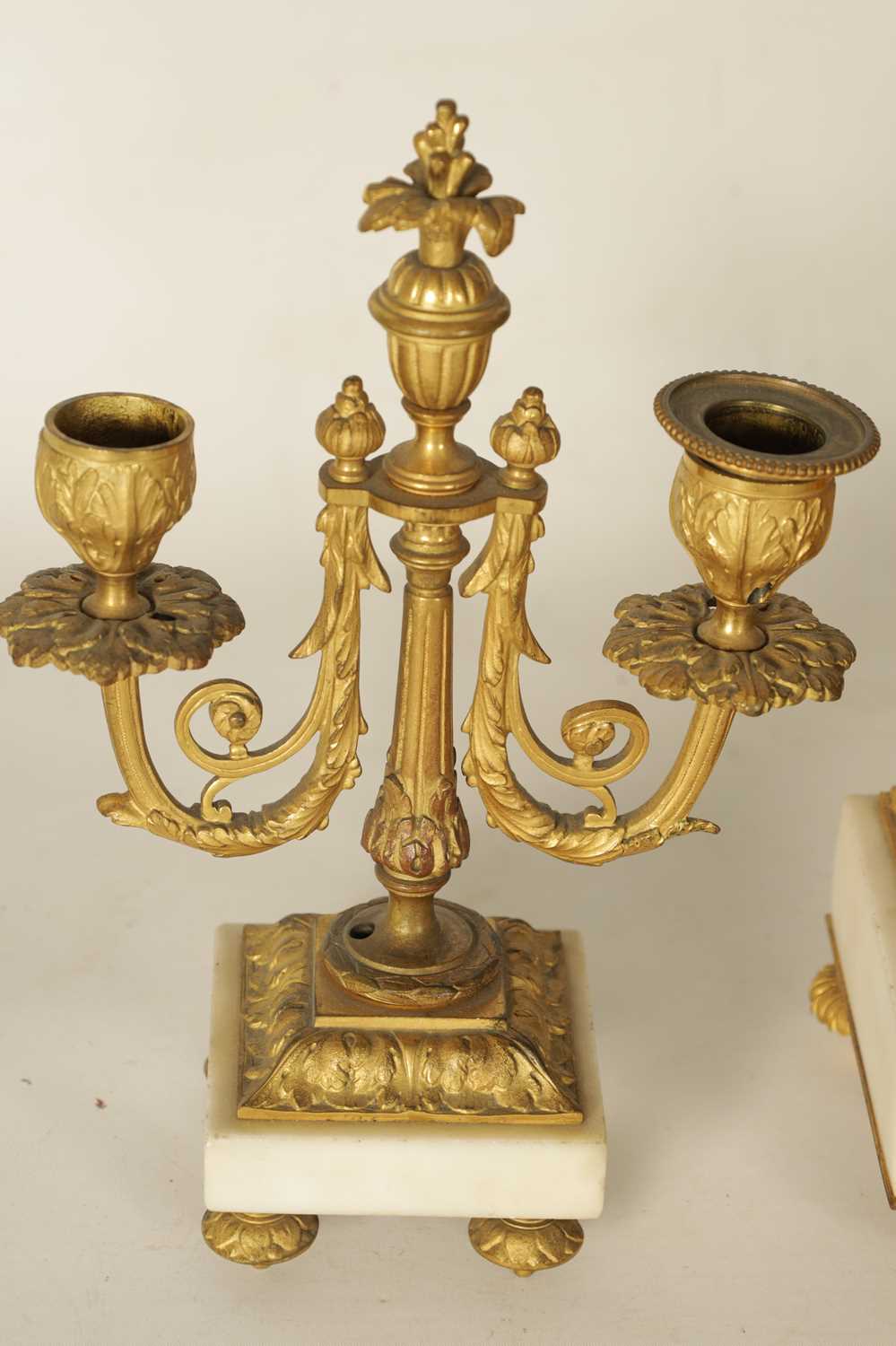 A 19TH CENTURY FRENCH ORMOLU AND WHITE MARBLE CLOCK GARNITURE - Image 6 of 13